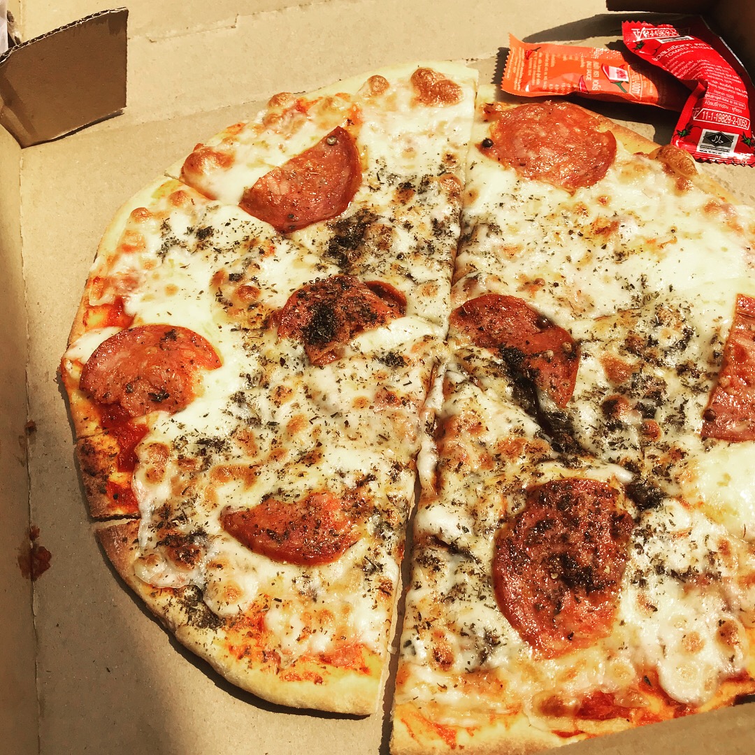 happy pizza