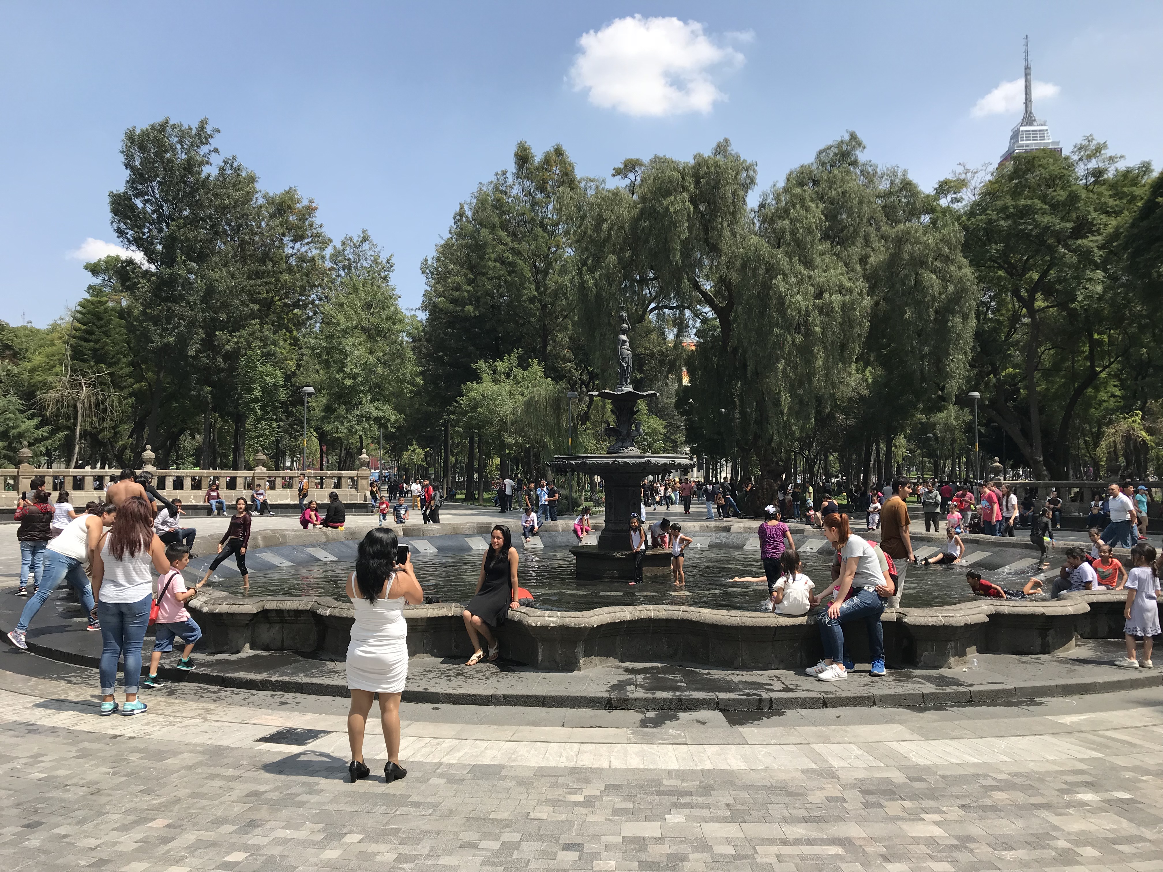 アラメダ セントラル Alameda Central Mexico City's oldest municipal park