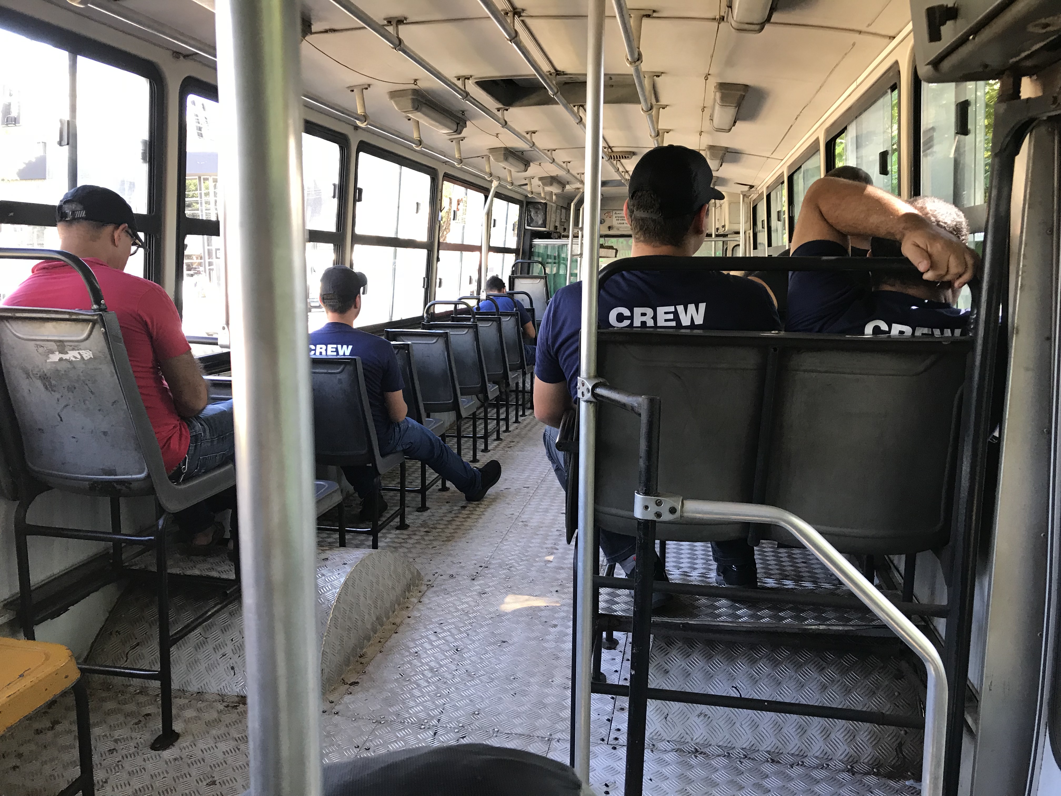 ブラジル パラグアイ バス